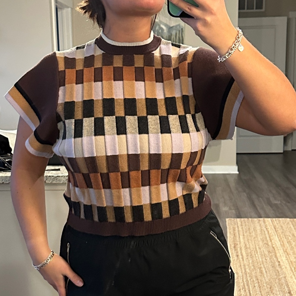 NWOT Boutique Color Block Short Sleeve Sweater